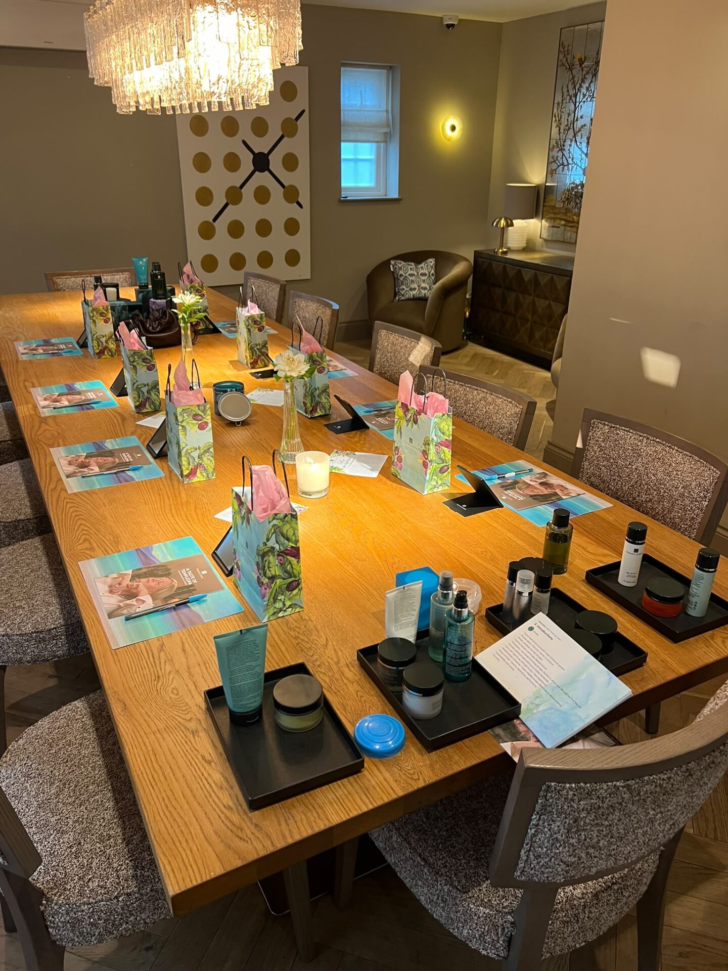 TempleSpa Christmas Pamper at The Gosling Christmas Shopping with TempleSpa, a pamper evening, and a delicious meal at The Gosling, Woking, Surrey